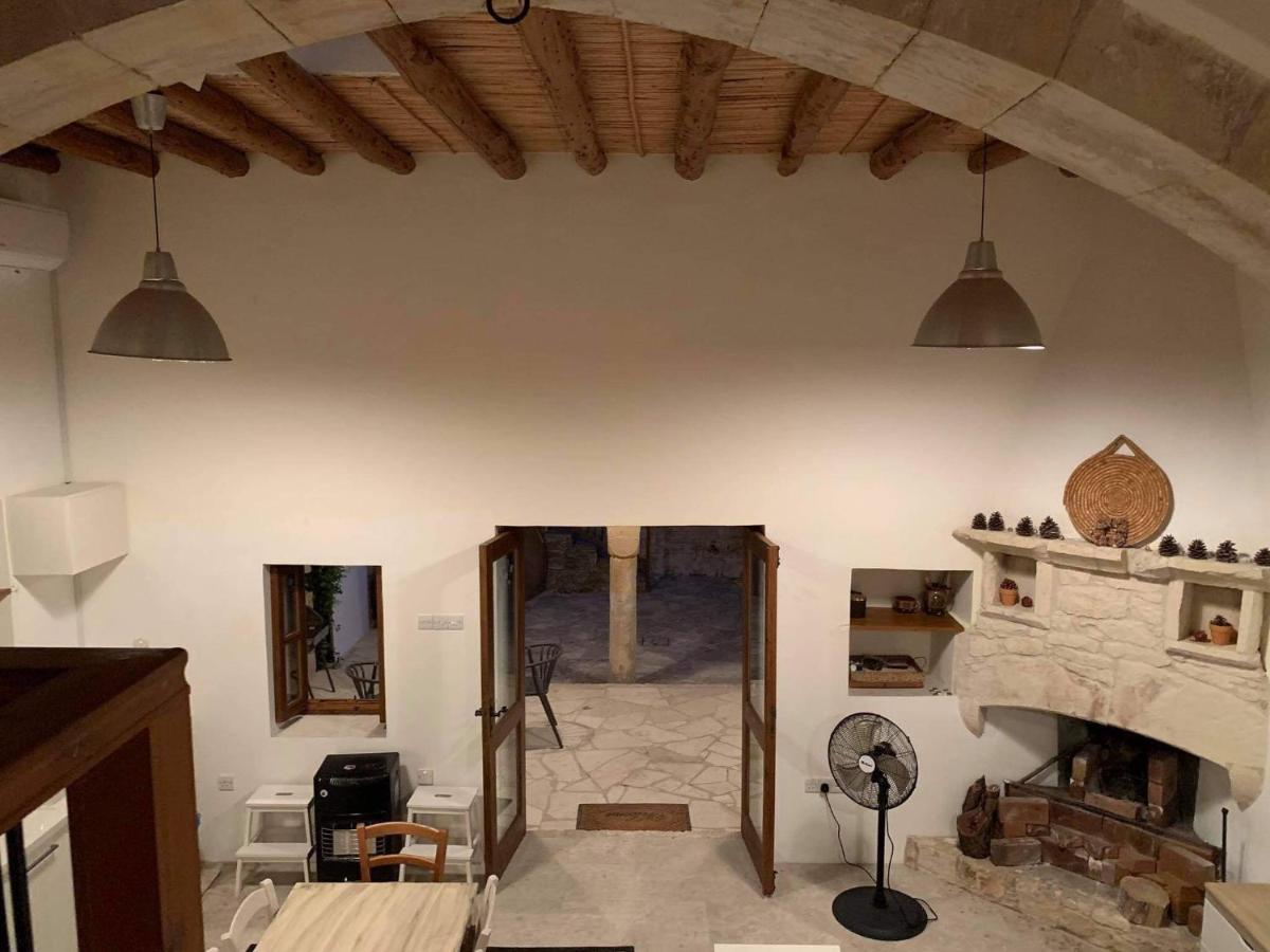 Thalassovouni Traditional House In The Center Of The Village Vouni Exterior foto