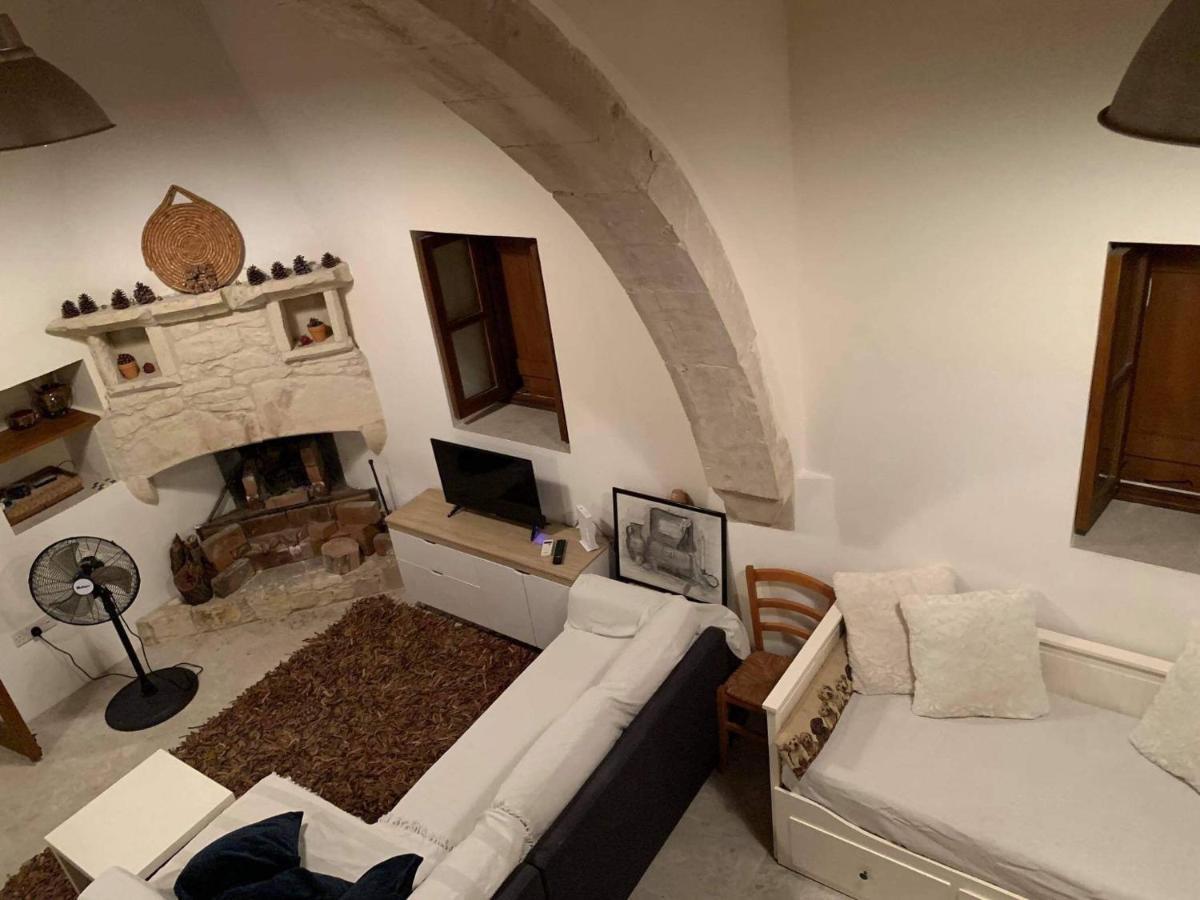 Thalassovouni Traditional House In The Center Of The Village Vouni Exterior foto