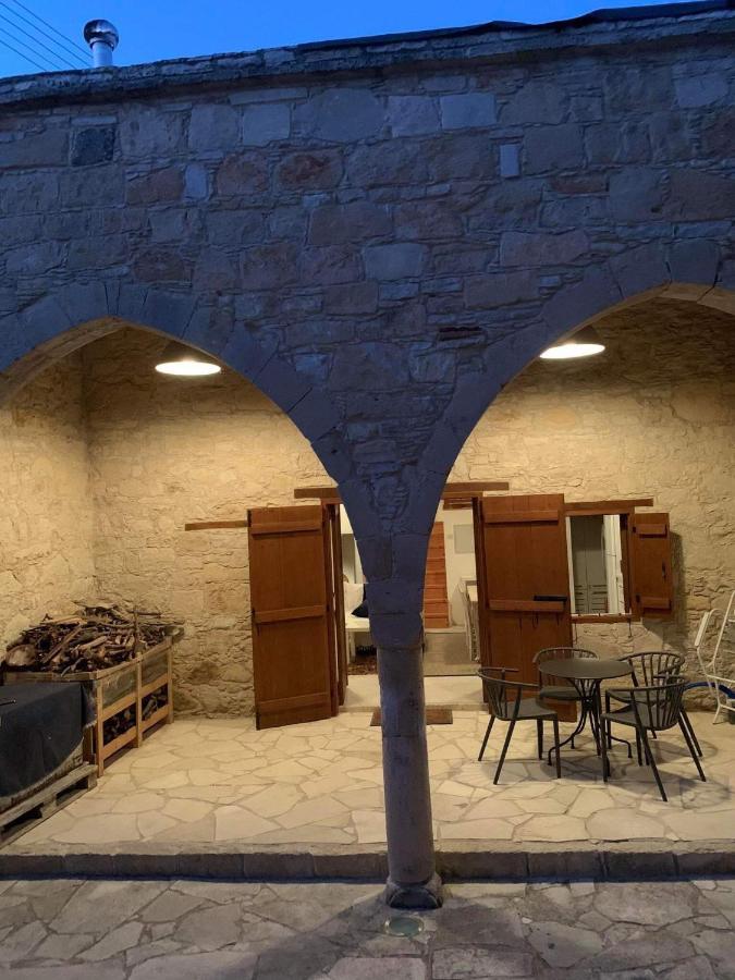 Thalassovouni Traditional House In The Center Of The Village Vouni Exterior foto