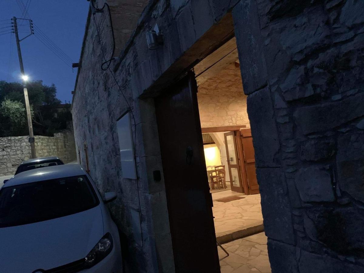 Thalassovouni Traditional House In The Center Of The Village Vouni Exterior foto